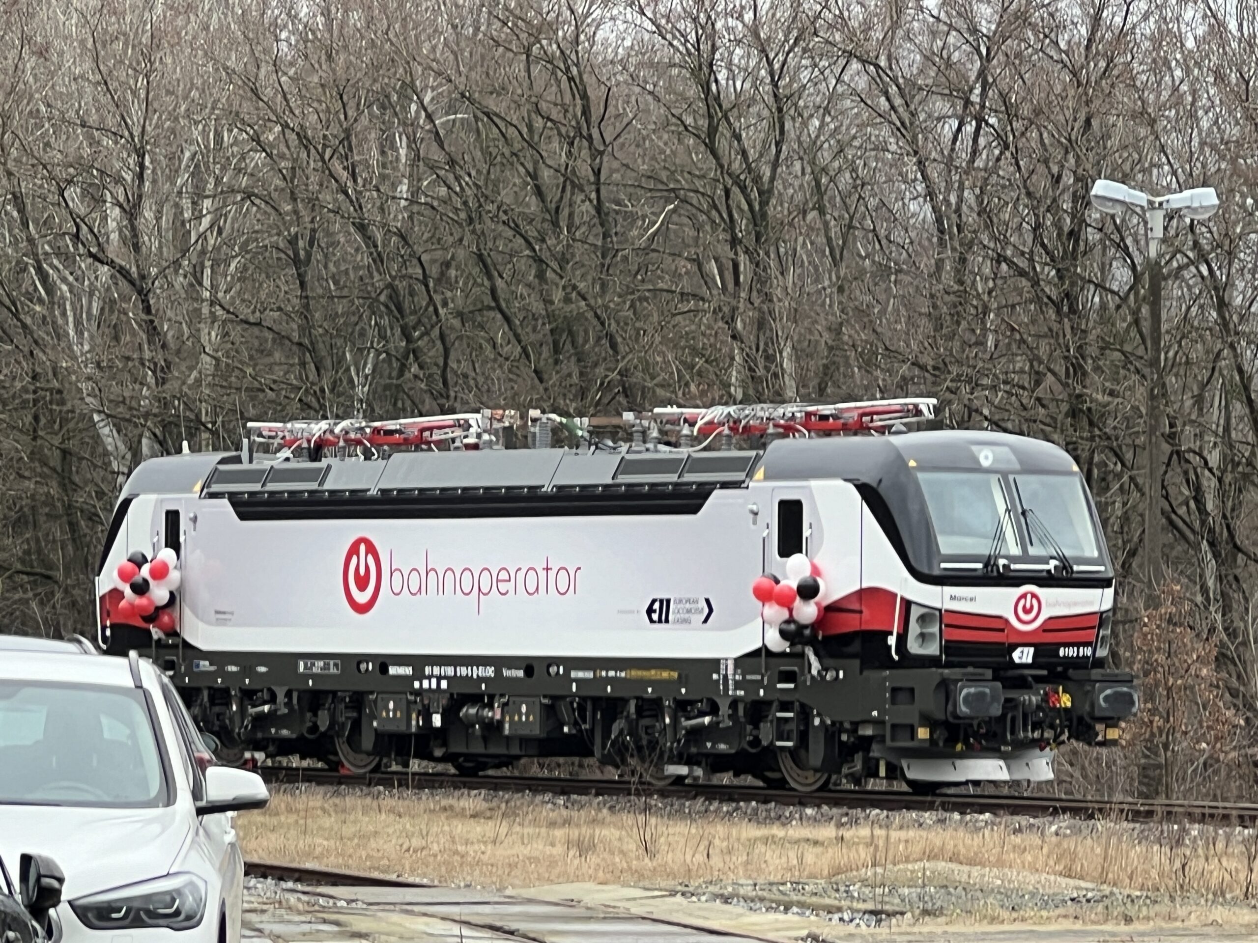 Pociągi - oklejanie folią - reklama