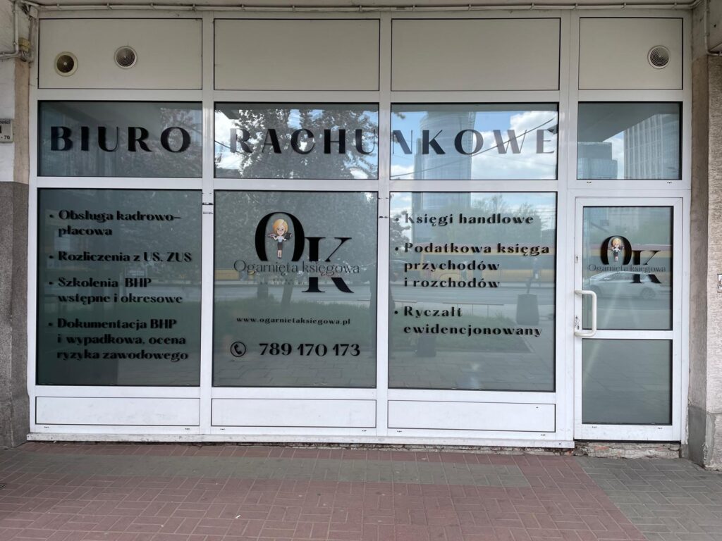Oklejanie witryn biura rachunkowego